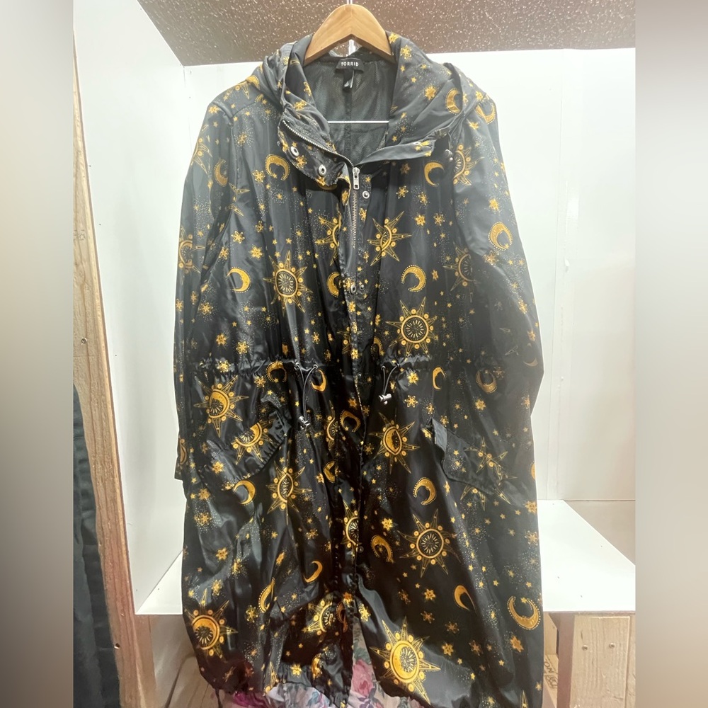 Torrid Black And Gold Celestial Patterned Trench … - image 6